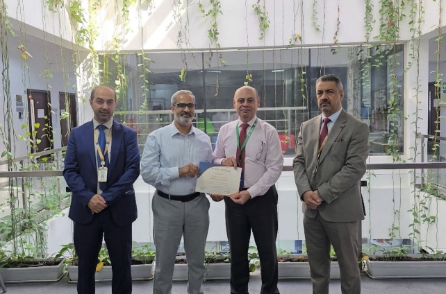 Enhancing Ideas through Artificial Intelligence: The Super Mindset